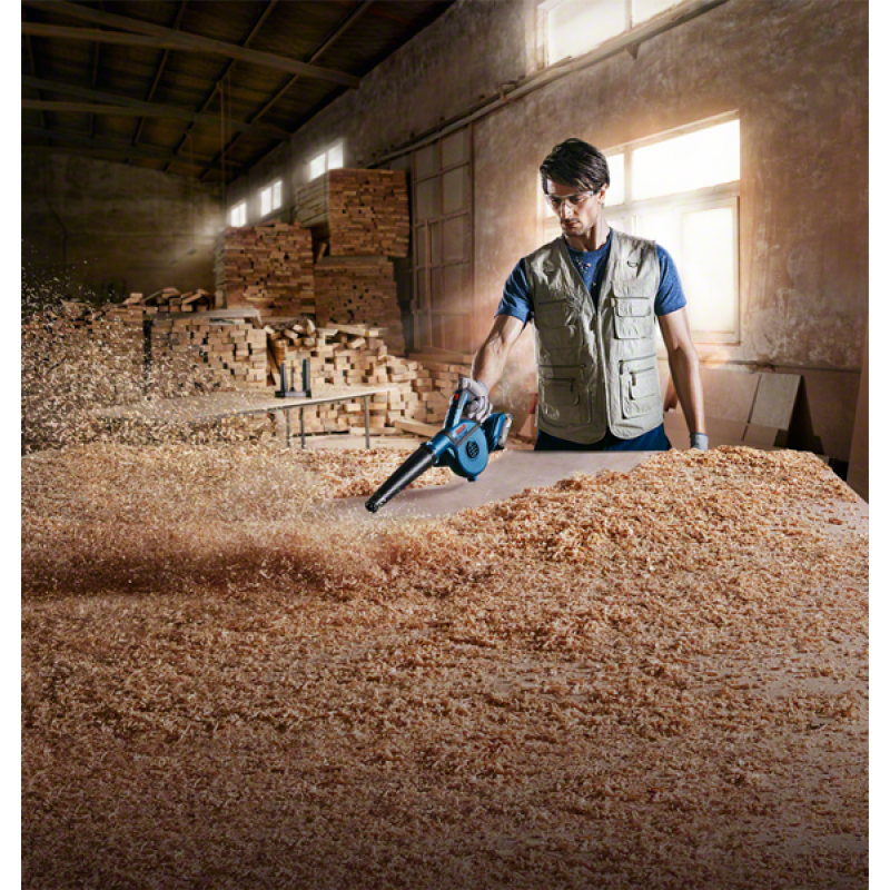 Bosch GBL 18 V-120 Akülü Üfleyici (Solo model)