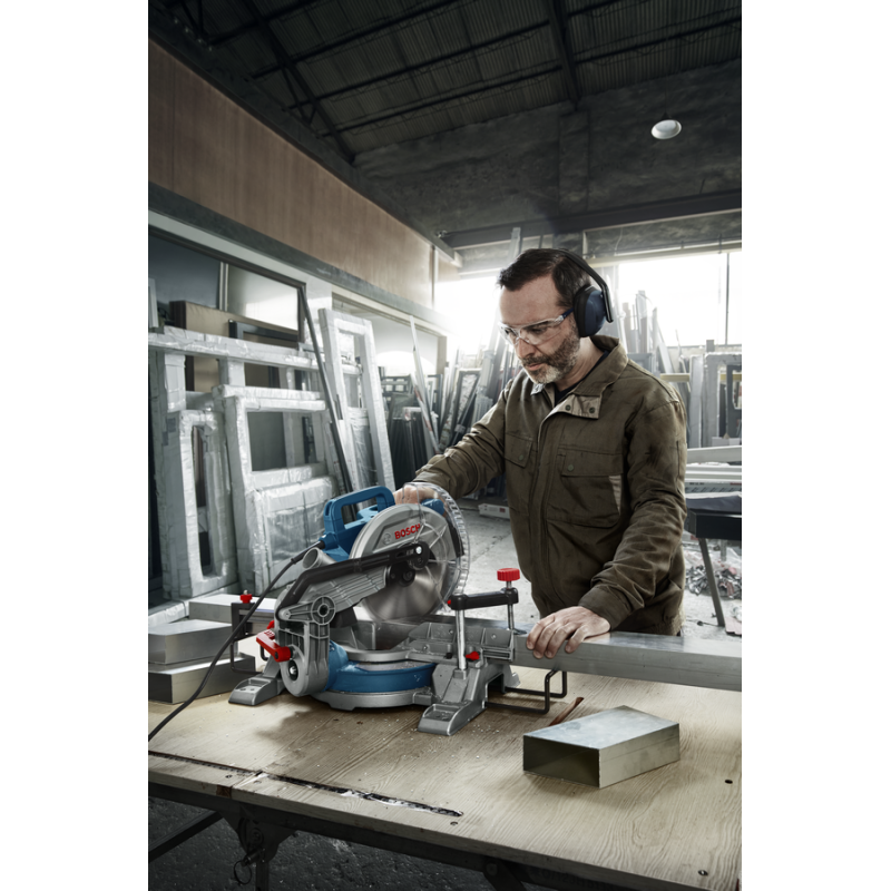 Bosch GCM 216 Gönye Kesme Makinesi