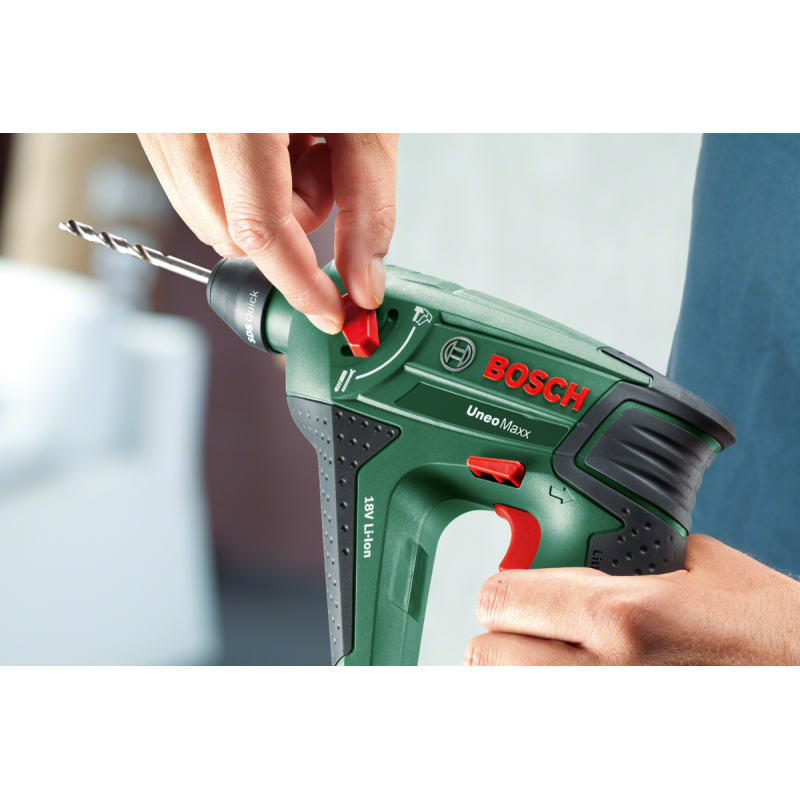 Bosch UNEO MAXX + Standart Uç Giriş Adaptörü (Çift Akü, 2x2,5 Ah)