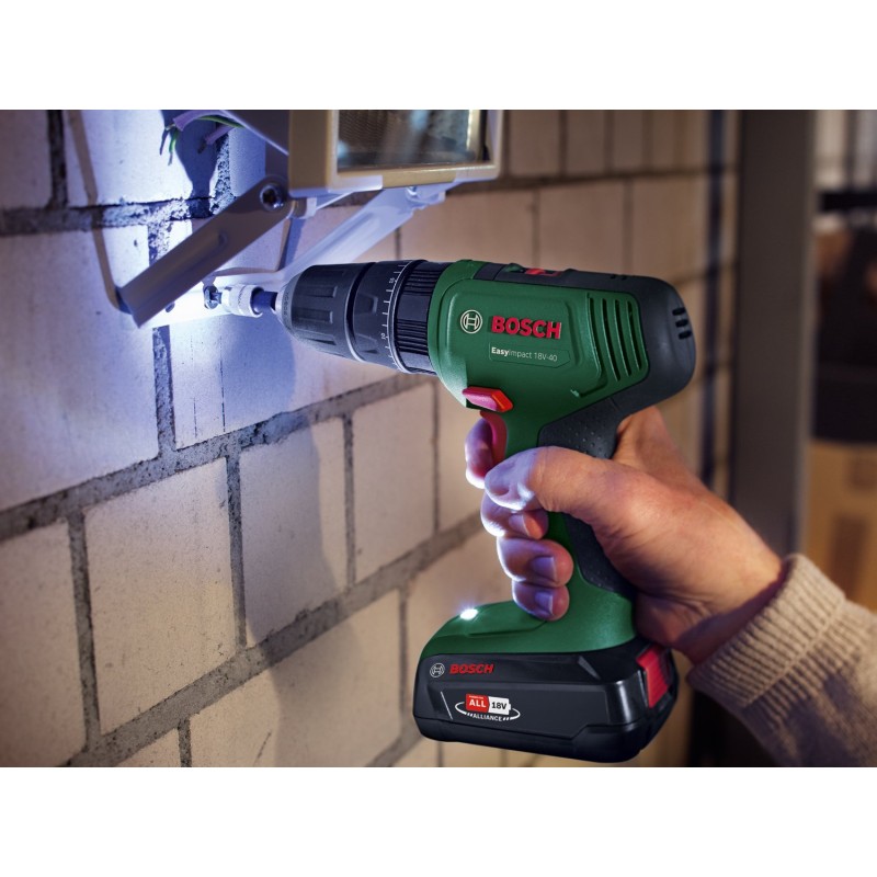 Bosch EasyImpact 18V-40 (Çift Akü, 2,0 Ah)